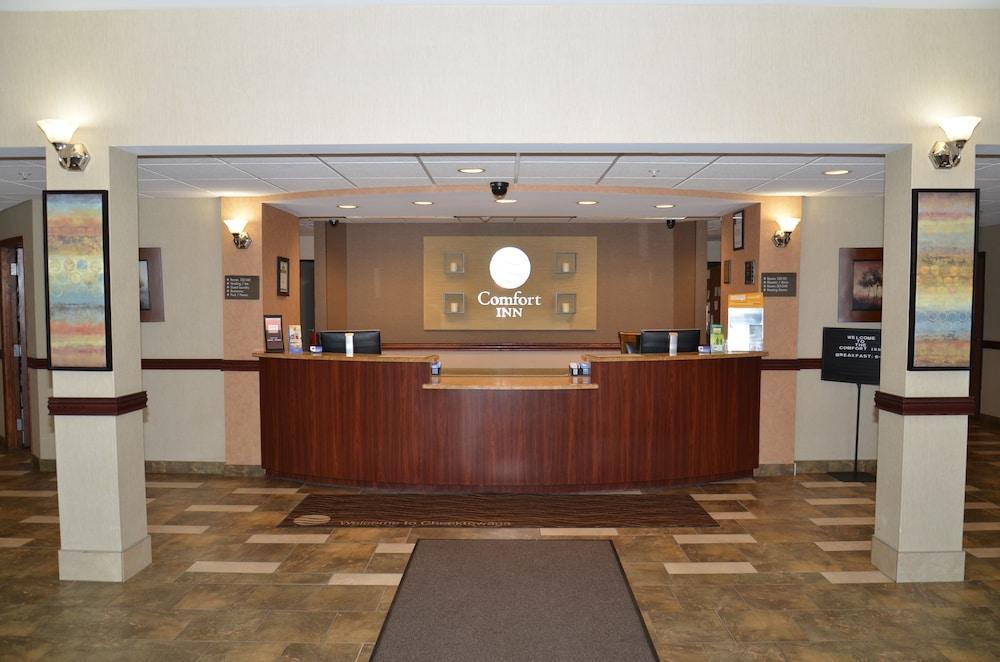 Quality Inn Near Walden Galleria Mall Cheektowaga Exterior photo