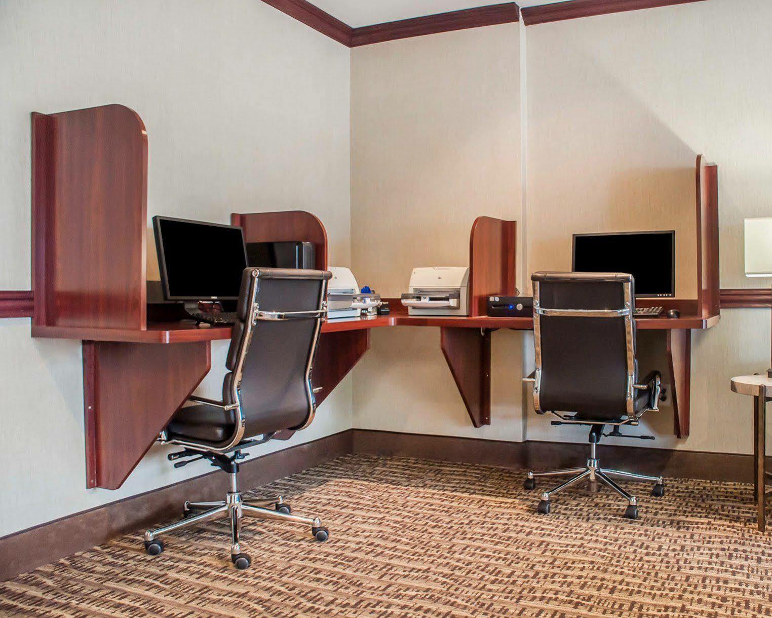 Quality Inn Near Walden Galleria Mall Cheektowaga Exterior photo